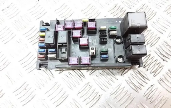 Subaru XV Fuse module 82241FJ020