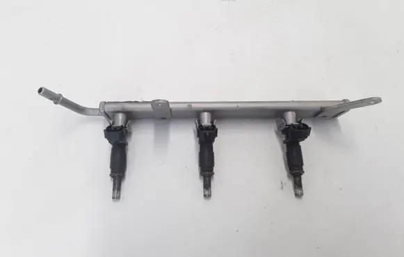 Renault Twingo III Fuel main line pipe