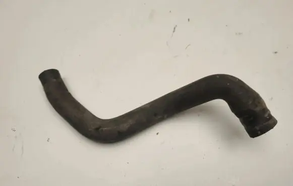 Mercedes-Benz B W246 W242 Engine coolant pipe/hose A2465010258