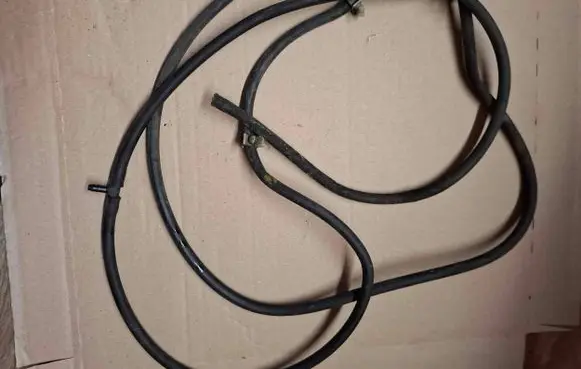 Volvo S80 Windshield washer spray nozzle 