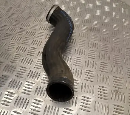 Volvo V70 Intercooler hose/pipe