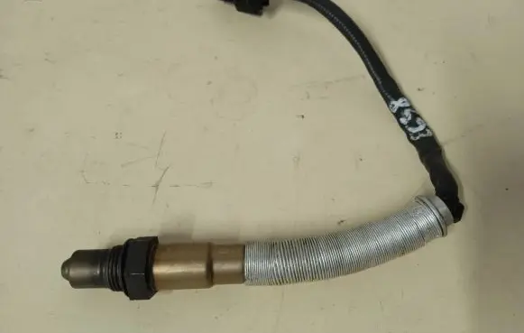 BMW 1 F20 F21 Lambda probe sensor 8644371