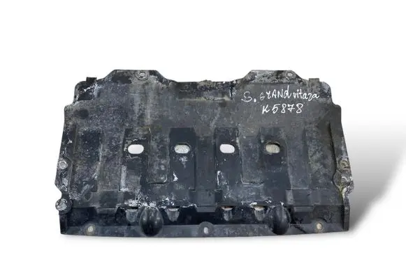 Suzuki Grand Vitara II Engine splash shield/under tray 1318065J00 K5878