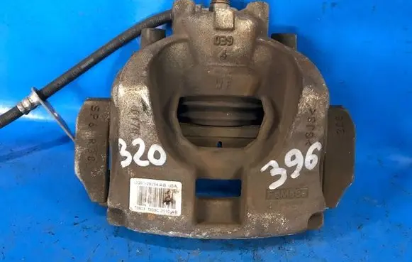 Ford Fusion II Front brake caliper DG9Z2B120A