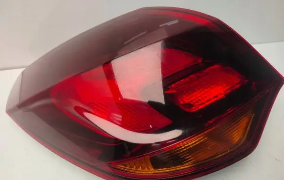 Opel Astra J Rear/tail lights 13L7LLT