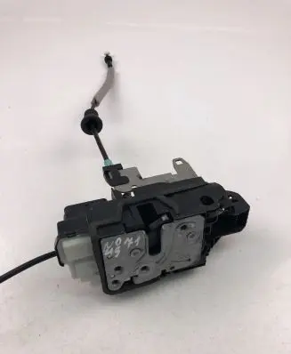 Volvo XC40 Coupe door lock (next to the handle) 31349894