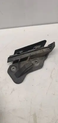 Volkswagen Golf Plus Front bumper mounting bracket 5M0807183