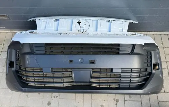 Opel Vivaro Front bumper 9849394280