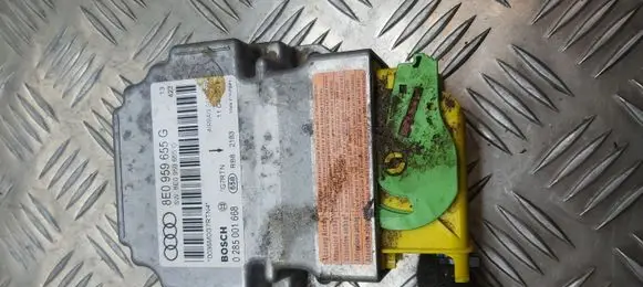 Audi A4 S4 B7 8E 8H Airbag control unit/module 0285001668 8E0959655G