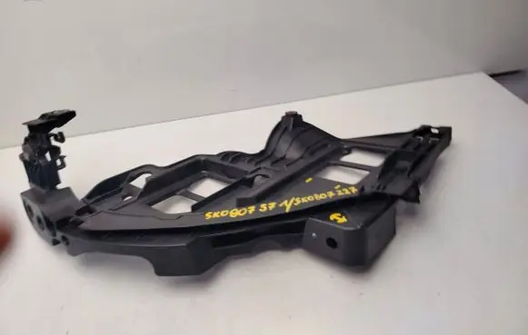 Volkswagen Golf VI Headlight/headlamp mounting bracket 5K0807227