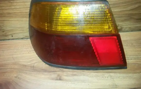 Nissan Almera Rear/tail lights