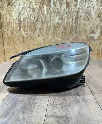 Mercedes-Benz C W204 Headlight/headlamp
