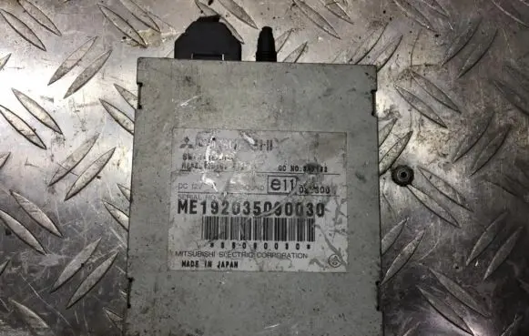 Mitsubishi Pajero Other control units/modules mr558410 sw-412pj