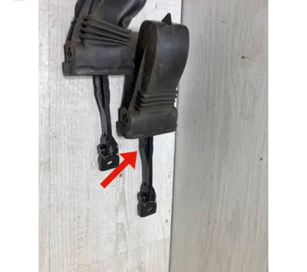 Audi A3 S3 8V Rear door check strap stopper 8v4839249a