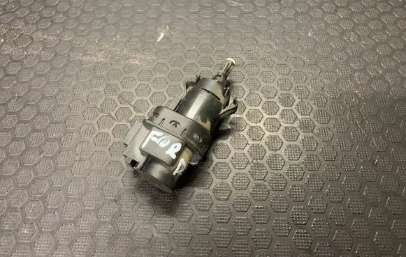 Ford Focus C-MAX Brake pedal sensor switch 3M5T13480AB