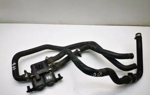 BMW 5 E39 Coolant heater control valve 8374995 64128374995 1147412137