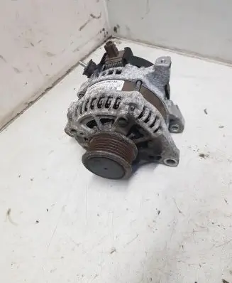 Toyota Auris E180 Generator/alternator 270600N140 MS1042113780