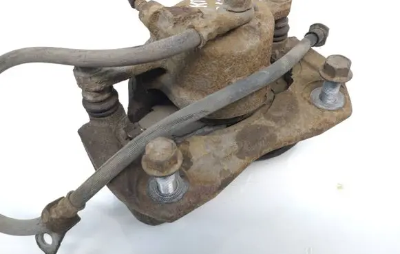 Toyota Auris E180 Front brake caliper 6328