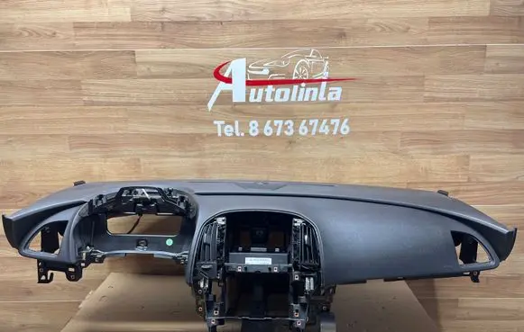 Opel Astra J Dashboard
