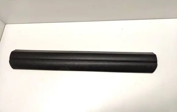 Front sill trim cover