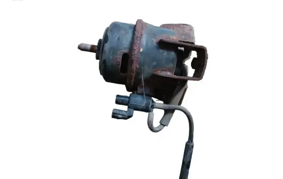 Hyundai ix 55 Engine mount bracket