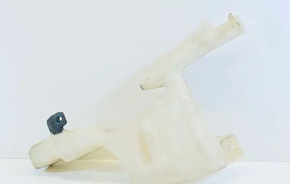 Ford Fiesta Windshield washer fluid reservoir/tank 8A6117B613AD