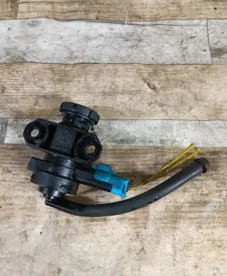 Audi A6 S6 C6 4F Turbo solenoid valve 9635704380