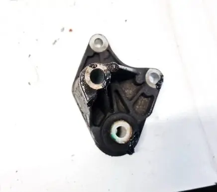Ford Focus Engine mounting bracket 326b48