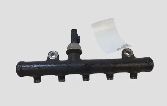 Volvo V50 Fuel main line pipe 9654726280