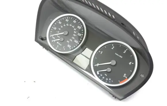 BMW 5 E60 E61 Speedometer (instrument cluster) 6945634 110080213 213229004652