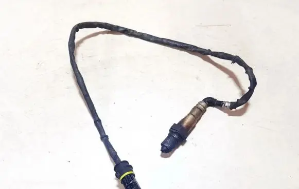 Mercedes-Benz E W210 Lambda probe sensor 001542381 094304