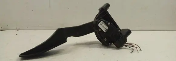 Opel Zafira A Accelerator throttle pedal 9202341 6PV00811400