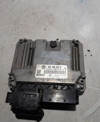Skoda Fabia Mk2 (5J) Engine control unit/module 045906013B