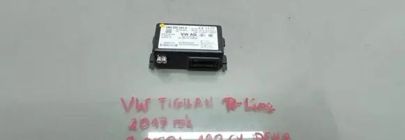 Volkswagen Tiguan Other control units/modules 5NA035284A