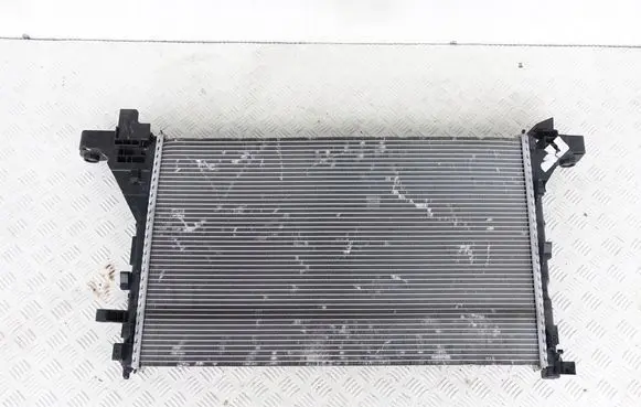 Renault Megane IV Coolant radiator 214106556R