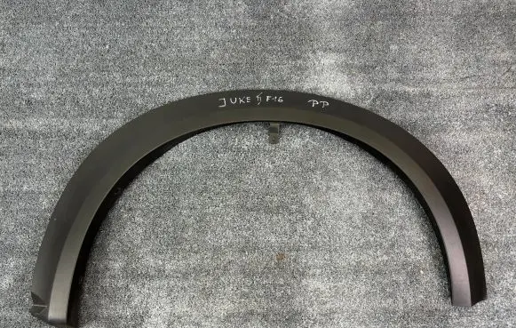 Front arch trim