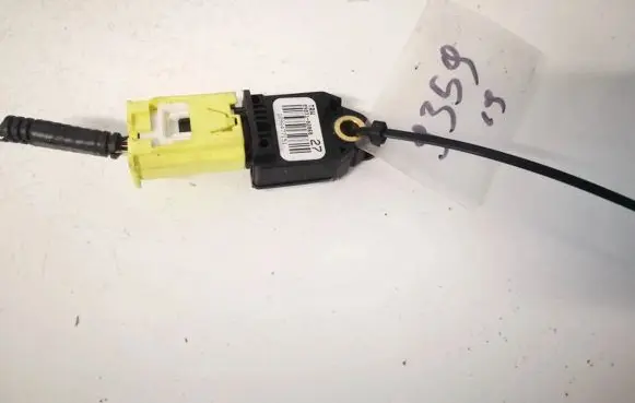 Toyota Auris 150 Airbag deployment crash/impact sensor 8983102060 89831-02060