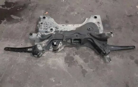 Peugeot Expert Front subframe NOCODE