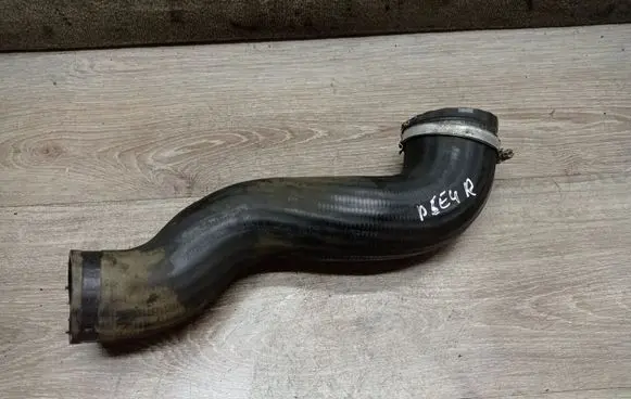 Volvo V70 Intercooler hose/pipe 30778626