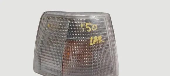 Volvo 850 Front indicator light 01-773-1507R-C 57551