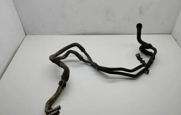 Audi Q7 4L Engine coolant pipe/hose 7L6121070