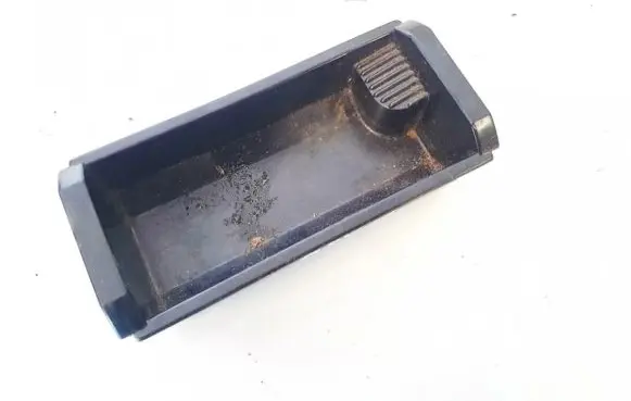 Car ashtray
