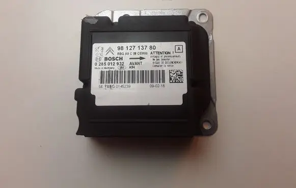Peugeot 2008 I Airbag control unit/module 9812713780