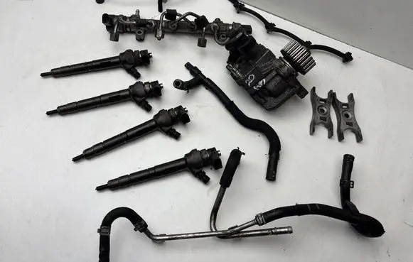 Audi A3 S3 8V Fuel injection system set 0445010537 04L130755D 04L089B