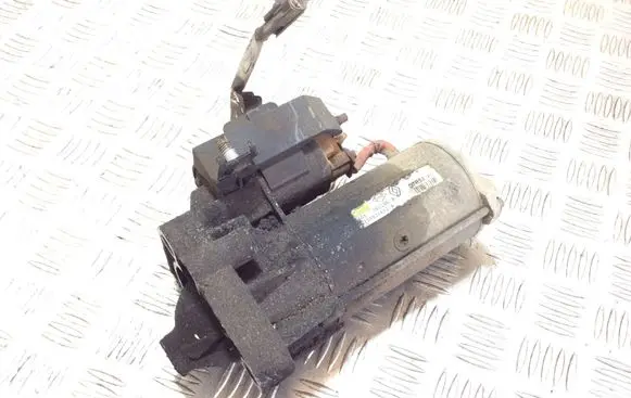Renault Master II Starter motor 8200634602