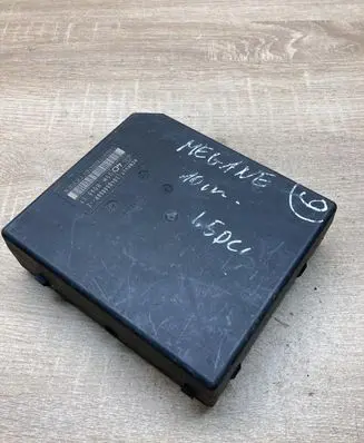 Renault Megane III Fuse module 284B60008R