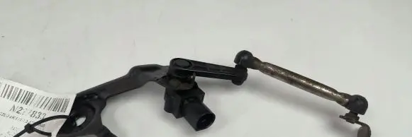 Audi RS6 C7 Front height sensor lever 8R0941309C