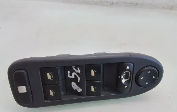 Citroen C5 Electric window control switch