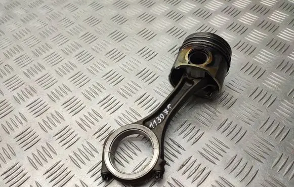 Volkswagen Touareg II Piston with connecting rod CRC