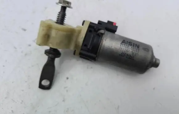 Lexus IS 220D-250-350 Seat adjustment motor 8582033020 162006861